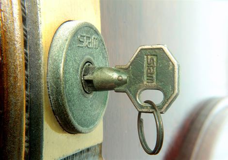 Apertura de puertas en Sant Feliu de Llobregat