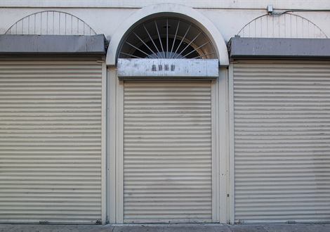 Persianas metálicas para locales en Sant Feliu